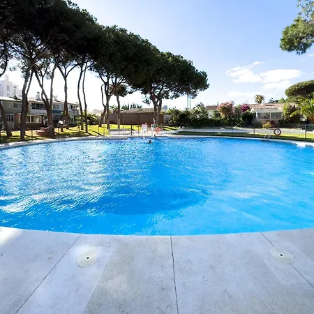 Calypso Sea Views Apartment *